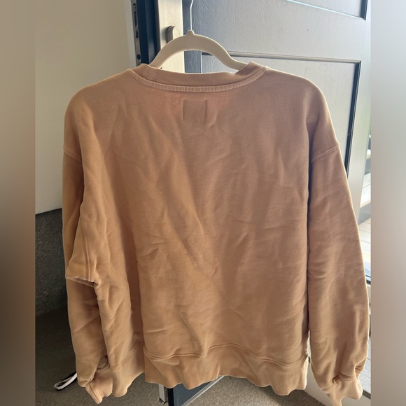Aritzia crewneck - Picture 2 of 3